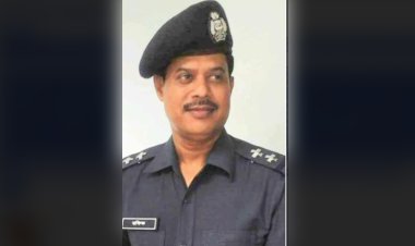 যশোরের সাবেক টিএসআই রফিক ও তার স্ত্রীর বিরুদ্ধে দুদকের মামলা