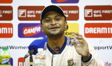 টেস্ট ও টি-টোয়েন্টি থেকে অবসরের ঘোষণা দিলেন সাকিব