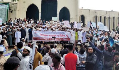 মহানবীকে কটূক্তির প্রতিবাদে রাজধানীতে বিক্ষোভ