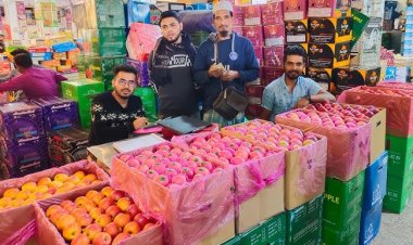 বেকায়দায় বাদামতলীর আড়তদাররা