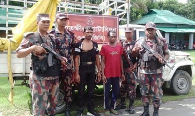 গাড়ি চালিয়ে বাংলাদেশে ঢুকে পড়া ২ ভারতীয় আটক