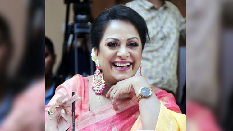 গোপনে দেশ ছেড়েছেন অরুণা বিশ্বাস