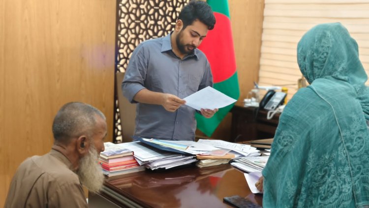 শহীদ পরিবারের দায়িত্ব সরকারের : উপদেষ্টা নাহিদ