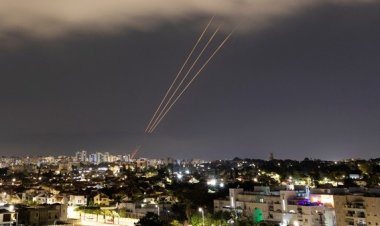 বাইডেন প্রশাসনকে ইরানে সরাসরি হামলা চালানোর আহ্বান