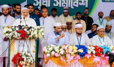 আমরা শহিদদেরকে কোনো দলীয় ভিত্তিতে ভাগ করতে চাই না: শফিকুর রহমান