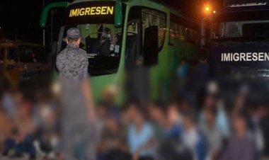 মালয়েশিয়ায় ১৭ বাংলাদেশিসহ ৩০ অভিবাসী আটক