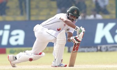 বাংলাদেশকে হারের দিকে ঠেলে দিয়ে ফিরলেন লিটন