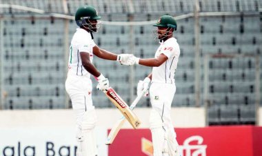 জাকের-মিরাজের ব্যাটে লড়াইয়ে ফিরছে বাংলাদেশ 