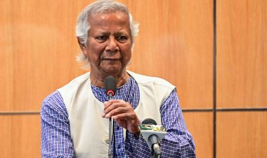 জাতি গঠনের সুযোগ নষ্ট হলে বাংলাদেশ পিছিয়ে যাবে : ড. ইউনূস