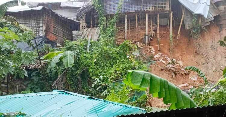 ৫ বিভাগে অতি ভারী বৃষ্টির আভাস, শঙ্কা পাহাড়ধসের