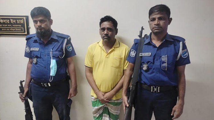 ডিবি হারুনের ‘ক্যাশিয়ার’ মোকাররম গ্রেপ্তার