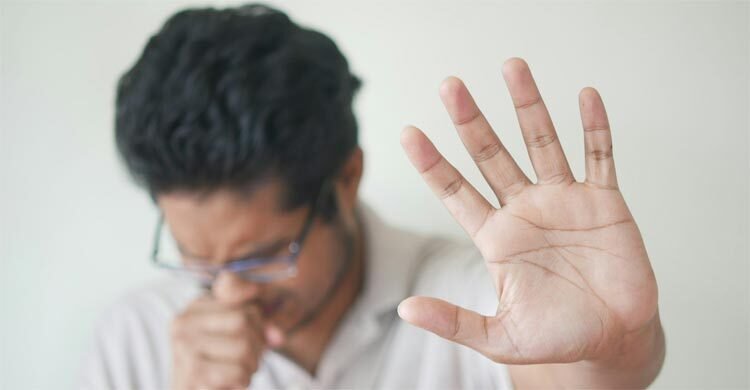 এ সময়ের খুসখুসে কাশি দূর করবেন কীভাবে