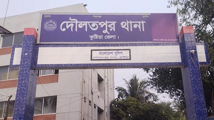 প্রকাশ্যে দুই ভাইকে কুপিয়ে হত্যা