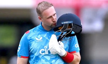  দুই অধিনায়কের সেঞ্চুরির প্রতিযোগিতায় লিভিংস্টোনের জয়