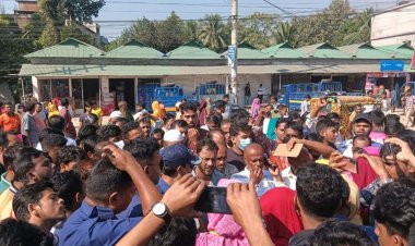 গাজীপুরে দুই কারখানা শ্রমিকদের মহাসড়ক অবরোধ প্রত্যাহার