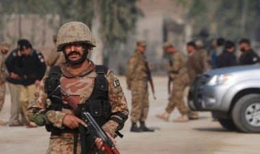 পাকিস্তানে নিরাপত্তা বাহিনীর অভিযানে নিহত ১২