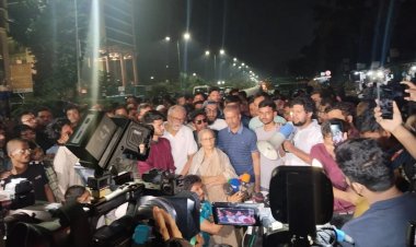 মধ্যরাতে উপদেষ্টাদের আশ্বাসে হাসপাতালে ফিরলেন আহতরা