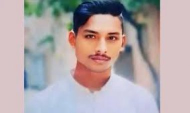 শহিদি মিছিলে যুক্ত হলেন আরও এক শিক্ষার্থী