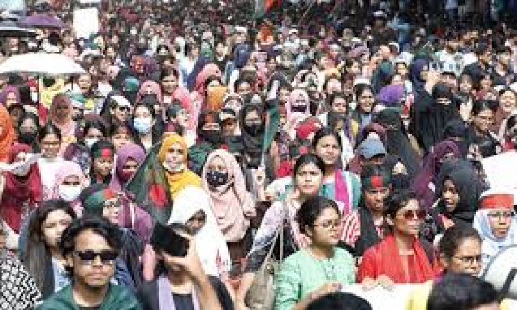 দেশ ছাড়তে চান ৫৫ শতাংশ তরুণ : গবেষণা