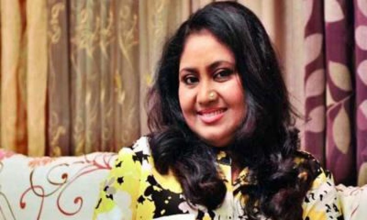 কাল ঢাকায় ফিরছেন বেবী নাজনীন