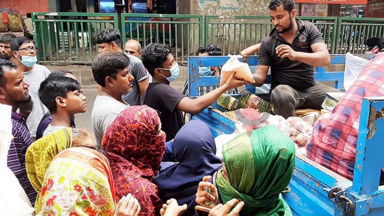১ জানুয়ারি থেকে স্মার্ট কার্ডেই মিলবে টিসিবির পণ্য