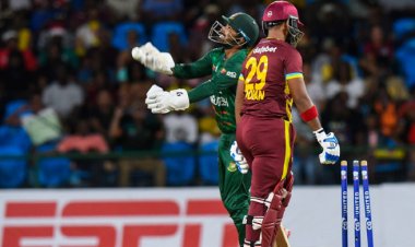 ৪১ রানে ৫ উইকেট তুলে ক্যারিবীয়দের চেপে ধরেছে বাংলাদেশ