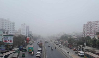  আকাশ মেঘাচ্ছন্ন, বৃষ্টি হতে পারে ঢাকা ও উপকূলে