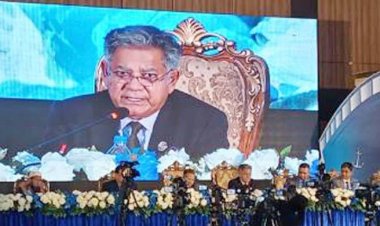 কথা দিয়ে যাচ্ছি চোর ধরা পড়লে রক্ষা নাই: উপদেষ্টা সাখাওয়াত