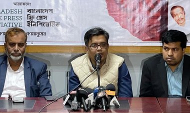 খুবই কম বেতন দেওয়া হয় সাংবাদিকদের : প্রেস সচিব