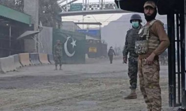 আফগান বাহিনীর সঙ্গে সীমান্ত সংঘর্ষে পাকিস্তানের ১৯ সেনা নিহত