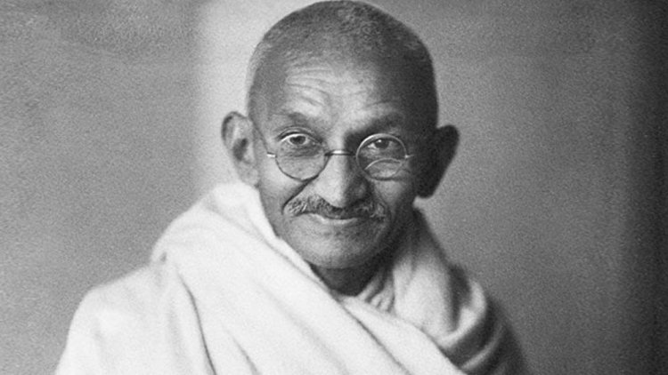 ভারতের নয়, পাকিস্তানের জাতির জনক মহাত্মা গান্ধী!
