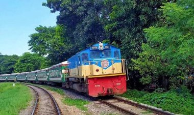 পরিবেশবান্ধব হবে রেলপথ, চাপ কমবে সড়কে