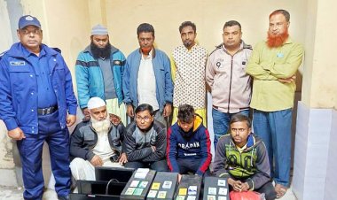 বগুড়ায় সেনাবাহিনীর ভুয়া আইডি কার্ড তৈরি, আটক ৮