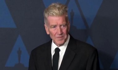 প্রখ্যাত মার্কিন নির্মাতা ডেভিড লিঞ্চ মারা গেছেন