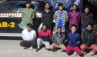 মোহাম্মদপুরে ১০ ছিনতাইকারী গ্রেফতার