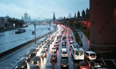  এবার মহাখালীতে পরিবহন শ্রমিকদের সড়ক অবরোধ, তীব্র যানজট