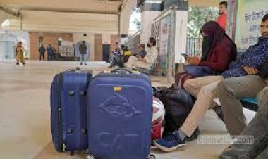 ট্রেন চলাচল বন্ধে কমলাপুর স্টেশনের ক্ষতি ১ কোটি ২০ লাখ টাকা