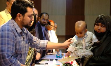 রাতে সাংবাদিকদের নিয়ে নাহিদ ইসলামের ফেসবুক পোস্ট