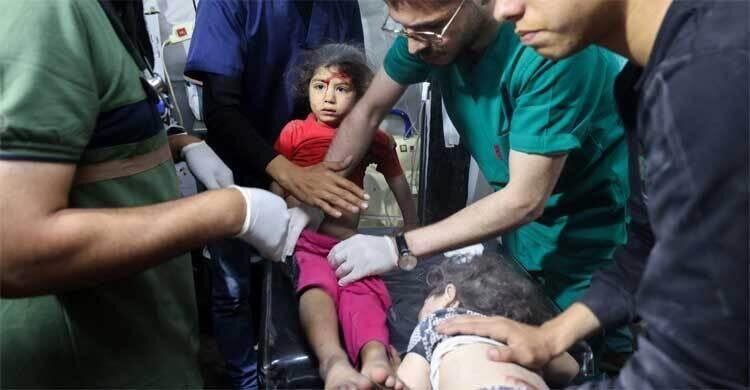 গাজায় ইসরায়েলি হামলায় একদিনে আরও ৭০ ফিলিস্তিনি নিহত