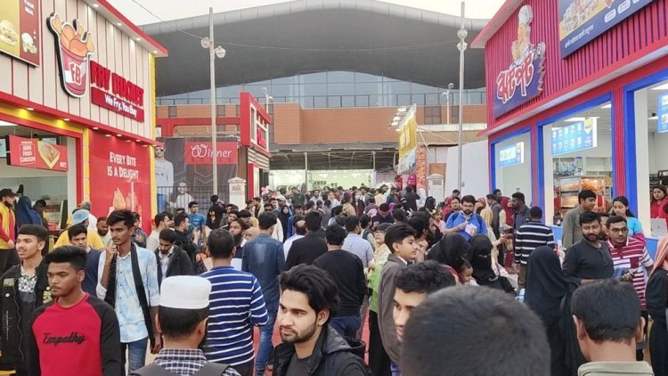 ভোগান্তি পেরিয়ে প্রত্যাশার চেয়ে দর্শনার্থী বেশি,ঢাকা আন্তর্জাতিক বাণিজ্যমেলা