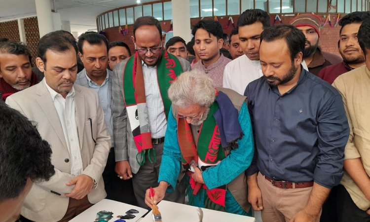 জিয়াউর রহমানের জন্মবার্ষিকীতে ঢাবির চারুকলায় আর্টক্যাম্প