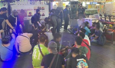  মালয়েশিয়ায় ফুডকোর্টে অভিযান, ৯ বাংলাদেশি আটক