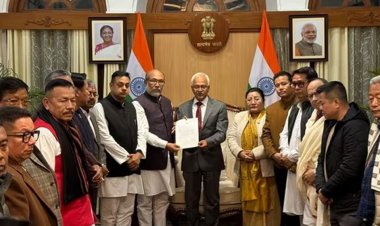 শেষ পর্যন্ত পদত্যাগ করলেন মণিপুরের মুখ্যমন্ত্রী