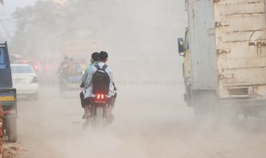 বায়ুদূষণে আজ দ্বিতীয় ঢাকা, কয়েক এলাকার পরিস্থিতি ভয়াবহ