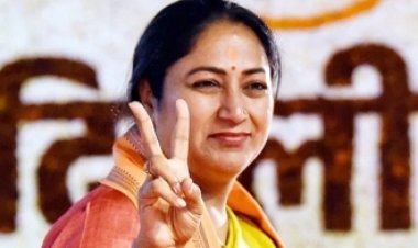 দিল্লির মুখ্যমন্ত্রী হিসেবে শপথ নিলেন রেখা গুপ্ত