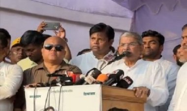 তারেক রহমানের নেতৃত্বে দ্রুত নির্বাচন চাই-  ধামরাইয়ে মির্জা ফখরুল