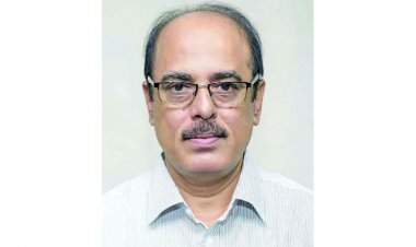 ধরাছোঁয়ার বাইরে হাসিনার দোসর মঈন আবদুল্লাহ