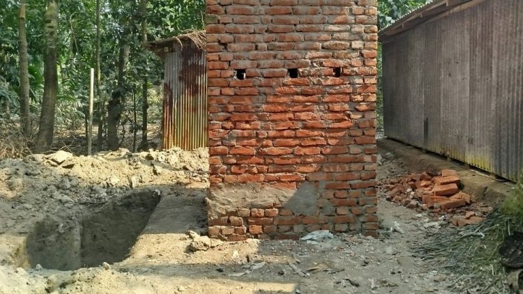 রামগতিতে টয়লেট নির্মাণেও দুর্নীতি