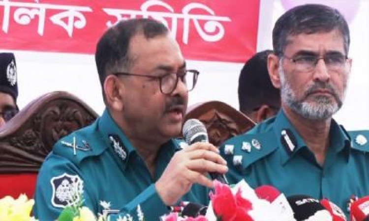 ছিনতাই ঠেকাতে ট্রাফিক সার্জেন্টদের দেওয়া হচ্ছে ‘স্মল আর্মস’
