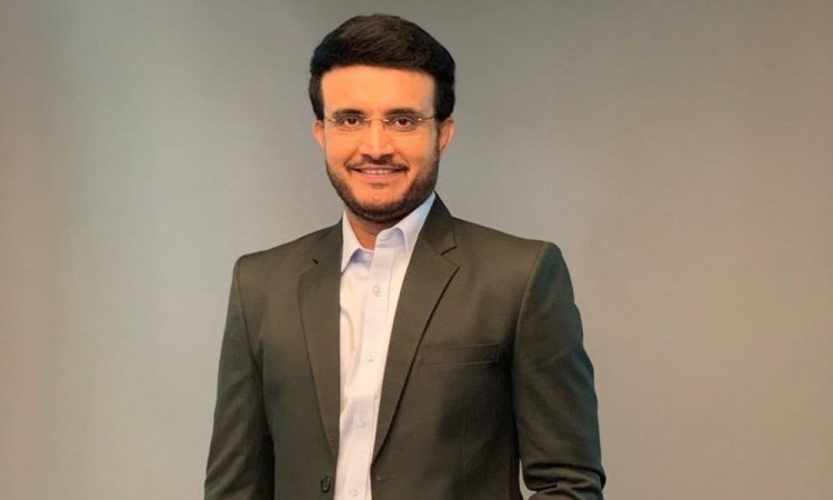 গাড়ি দুর্ঘটনায় অল্পের জন্য বাঁচলেন সৌরভ গাঙ্গুলী